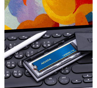 Unidad de Estado Solido SSD Adata 256GB Legend 710 Nvme M.2 1.000MB/s Escritura 2400 MB/s Lectura PCI Express 3
