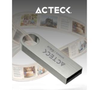 Memoria Acteck USB 64 GB metalica plata USB 20 lectura 25 MBs escritura 5 MBs compacta y resistente para uso diario