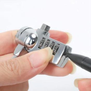 Candado de Seguridad Manhattan Antirrobo para Laptop con Ranura K-slot Combinación 4 Dígitos